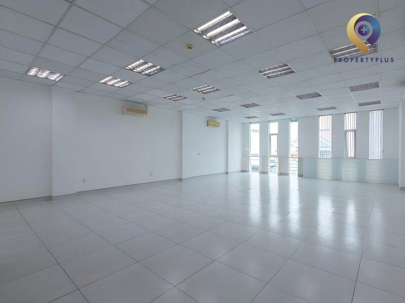 HS Building